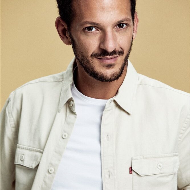 VINCENT DEDIENNE_(C)Guillaume Malheiro